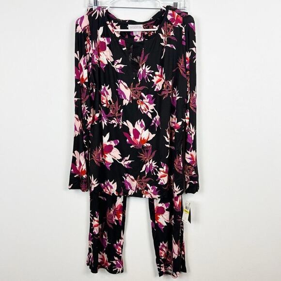Sesoire by Miss Elaine Women's Black and Pink Floral Pajama Set Size Large - Picture 1 of 8